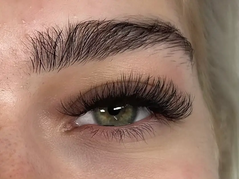 hybrid_lash_extensions